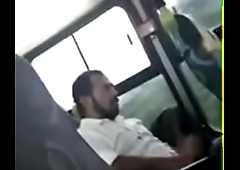 Tarado do Bus&atilde_o.. Pervert in the bus